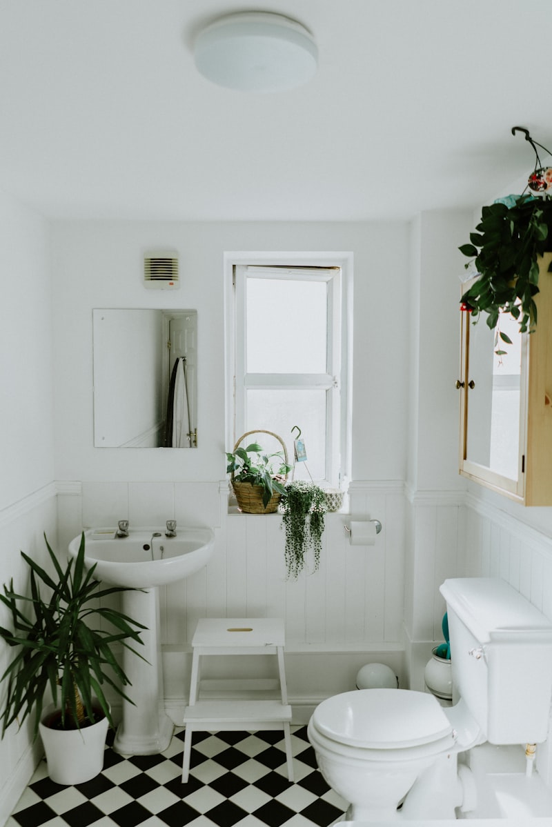 Minimalist bathroom with natural materials — atmosphere image
